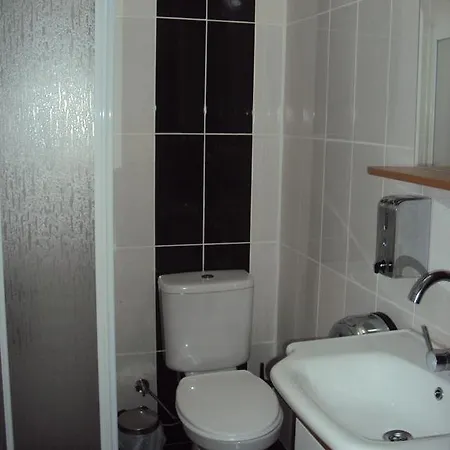 Teos Ξενοδοχείο 2*