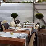 Teos Hotel