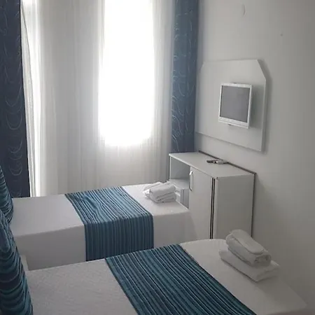 Hotel Teos